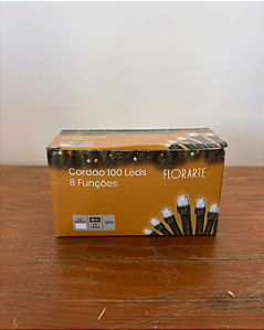 CORDAO 100 LED FIO VERDE C/8 FUNCOES 220V BRANCO 8M