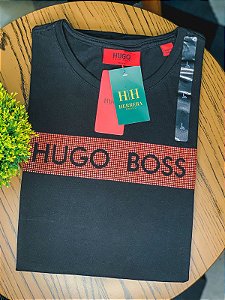 Camiseta HUGO BOSS Preto Logo Emborrachado Vermelho