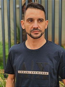 Camiseta Armani Exchange Masculina AX Preta