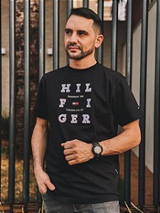 Camiseta Tommy Hilfiger Estampa Bordada Preta