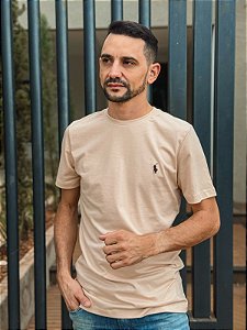 Camiseta Ralph Lauren Masculina Custom Slim Fit Palha Pony Marrom