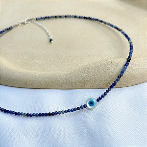 Choker de Sodalita facetada 2mm com olho grego em madrepérola