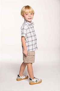 Conjunto bermuda com camisa xadrez