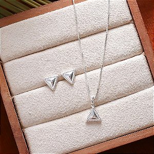 CONJUNTO TRIÂNGULO EM PRATA