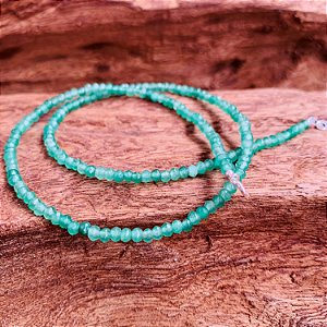 Colar de pedra Esmeralda com extensor de prata