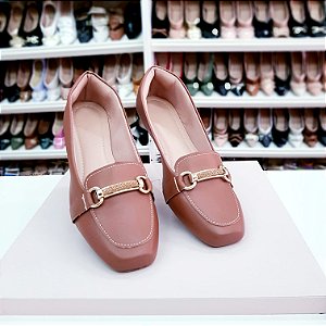 Sapatilha mocassim bico quadrado caramelo