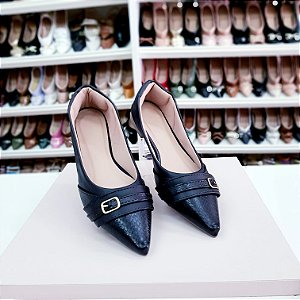 Sapatilha bico fino Preta com Fivela