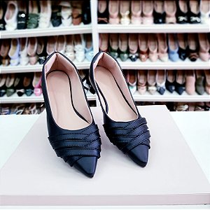 Sapatilha bico fino Juliette Preta