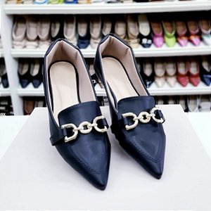 Sapatilha bico fino mocassim Preto com enfeite