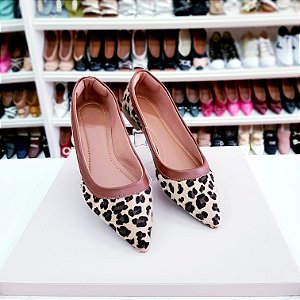 Sapatilha bico fino Animal Print