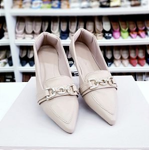 Mocassim Kessy bico fino Nude com enfeite