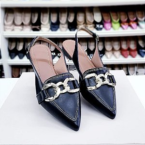 Sapatilha Chanel preto com corrente