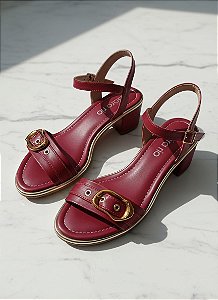 Sandália Beira Rio Vermelha com Fivela