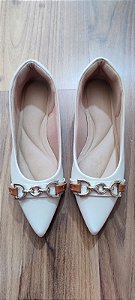 Sapatilha bico fino Amanda off white