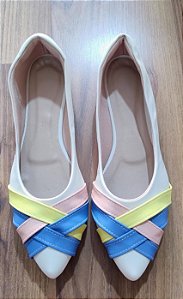 Sapatilha Bico Fino Off White Colorida Tamanho Especial