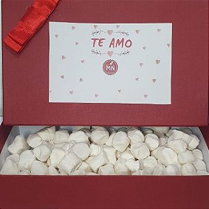 Caixa box com 75 balas tradicionais comum branca dia dos namorados