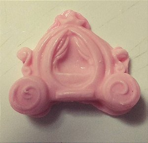 Kit com 50 balas de coco de carruagem Cinderela