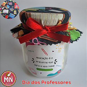 Unidade do pote de vidro de 200 ml com 15 balas tradicionais Dia dos Professores