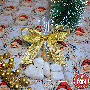 Unidade do saquinho com 6 balas tradicionais sem recheio e fita dourada brilhante de amarrar natal