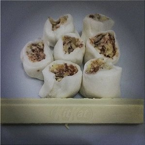 100 g bala de Coco tradicional com recheio de Kit Kat de chocolate branco com 15 a 20 balas