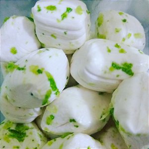 1/2 kg tradicional comum com raspas de limão comum com 75 balas