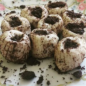 1/2 kg Tradicional com Recheio de Brigadeiro de Oreo com 75 balas