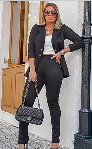 Conjunto Blazer em Scuba Sued