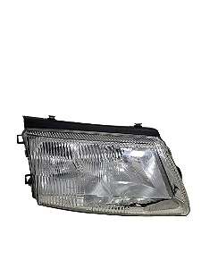 Farol Volkswagen Passat 99/ Lado Direito