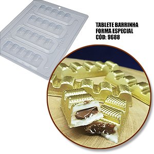 Forma para Chocolate com Silicone Bolo Detalhado Grande 35g Ref