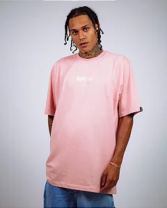 CAMISETA HYBE STRONG ROSA