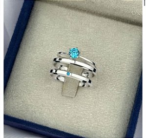 ALIANÇAS DE NAMORO PRATA 950 COM ANEL SOLITARIO AZUL CLARO