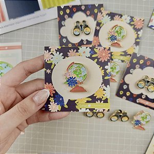 Coleção FAÇAS AS MALAS 2 - Pin Globo - Lemon Scrapbook