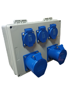 Quadro Robôzinho 3 Tom. 20A, 2 Tom. Industriais 32A com Disjuntor Geral