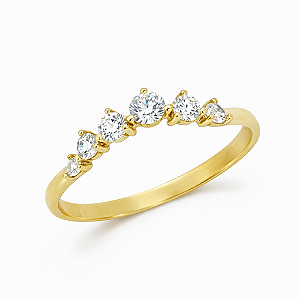 Anel em Ouro 18K com 7 Zirconias