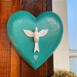 Coração de madeira 19cm verde turquesa, com Divino e gancho atrás para pendurar