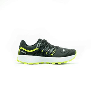 Tênis Infantil Adidas TR9