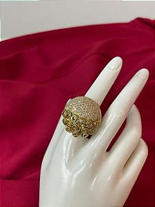 Anel Meio Pavê em Ouro 18k com Diamantes