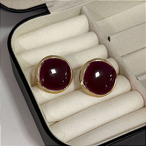 Brinco Redondo Resinado Bordô - Banho de Ouro