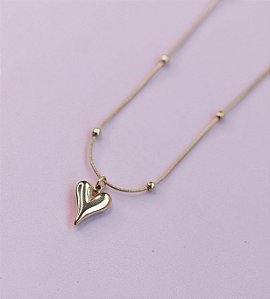 Colar DEBORA detalhes bolinha com pingente coração