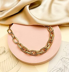 Colar NINA corrente com detalhes com verniz italiano