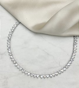 Colar CHER riviera coração 3 pontas em Zirconia cristal premium folheada a prata