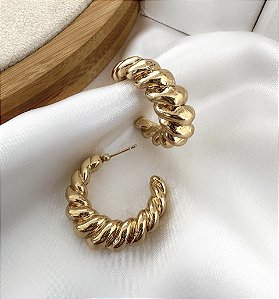 Argola RAIKA croissant M folheada a ouro