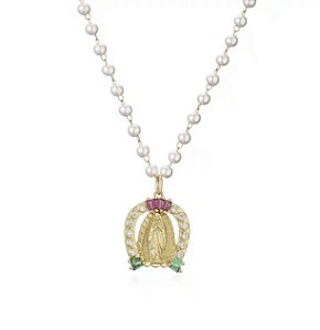 Colar MAVIE com pingente de nossa senhora cravejado folheado a ouro