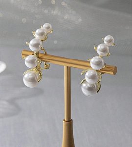 Brinco PATI ear cuff com pérolas folheado a ouro