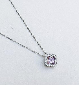 Colar CLIF flor cravejada com zircônias ROSA folheada a prata