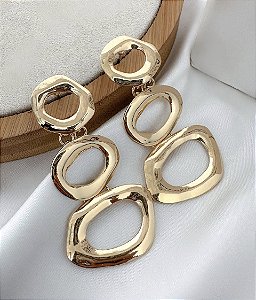 Brinco LOREN 3 elos organico folheada a ouro