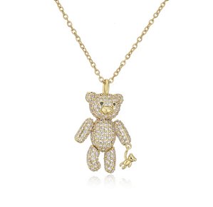 Colar POOH ursinho cravejado com zircônias folheada a ouro com verniz italiano