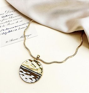 Choker aro FRANCIS organica com pingente Folheada A Ouro