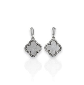 Brinco CANADA trevo pingente cravejado com micro zirconia folheado a prata