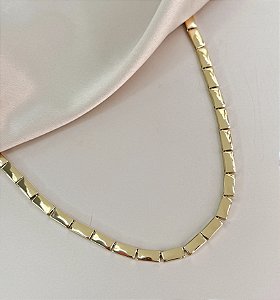 Choker PERRY riviera plaquinhas folheada a ouro